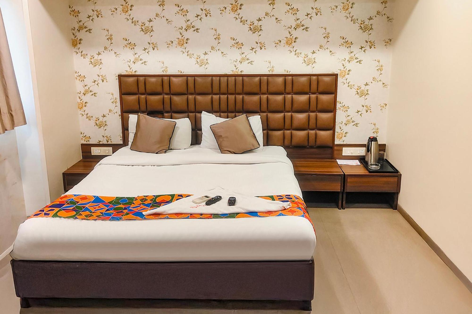 Fabhotel Landmark Residency - Nr Midc Turbhe Turambhe Luaran gambar