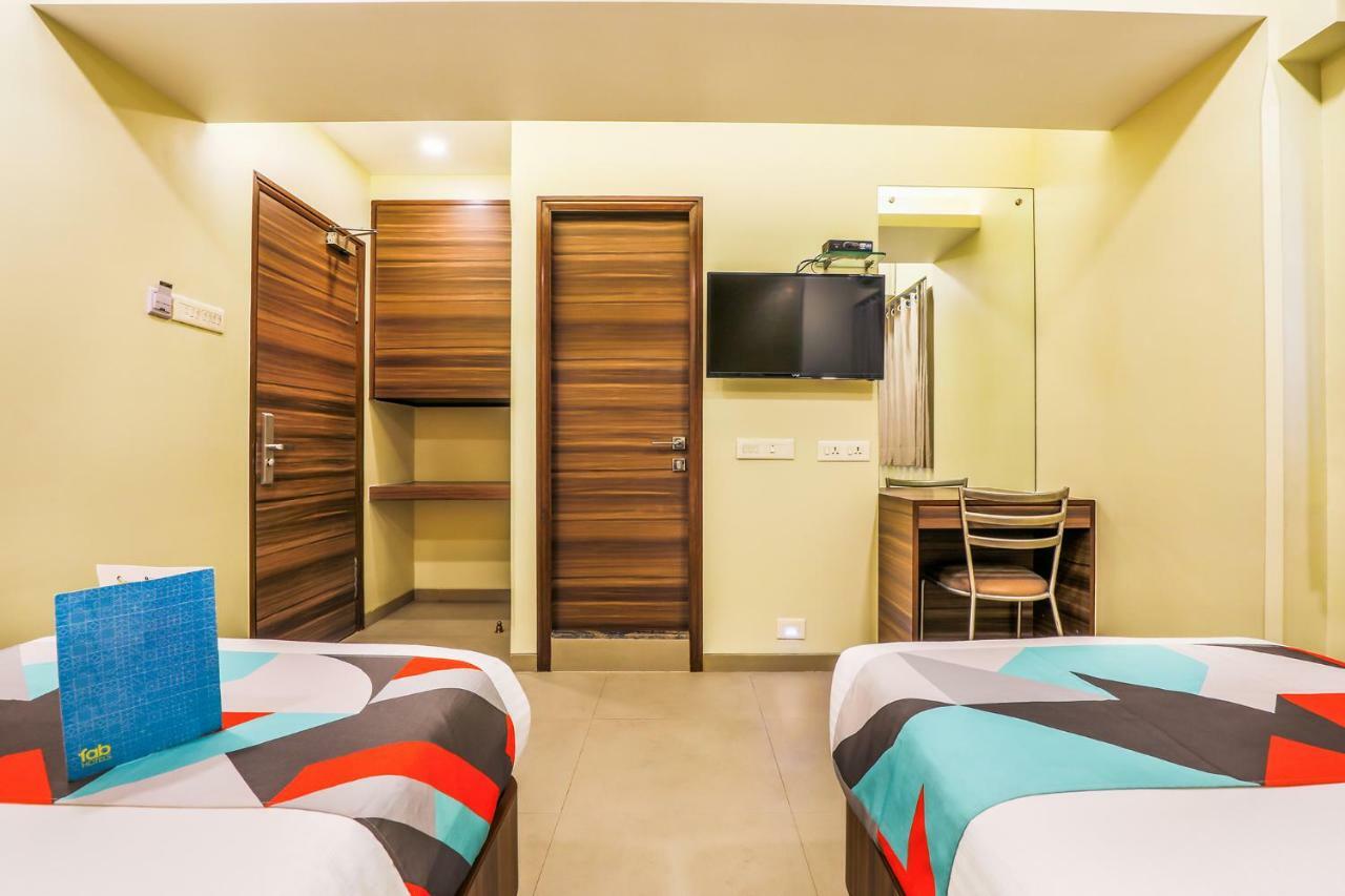 Fabhotel Landmark Residency - Nr Midc Turbhe Turambhe Luaran gambar
